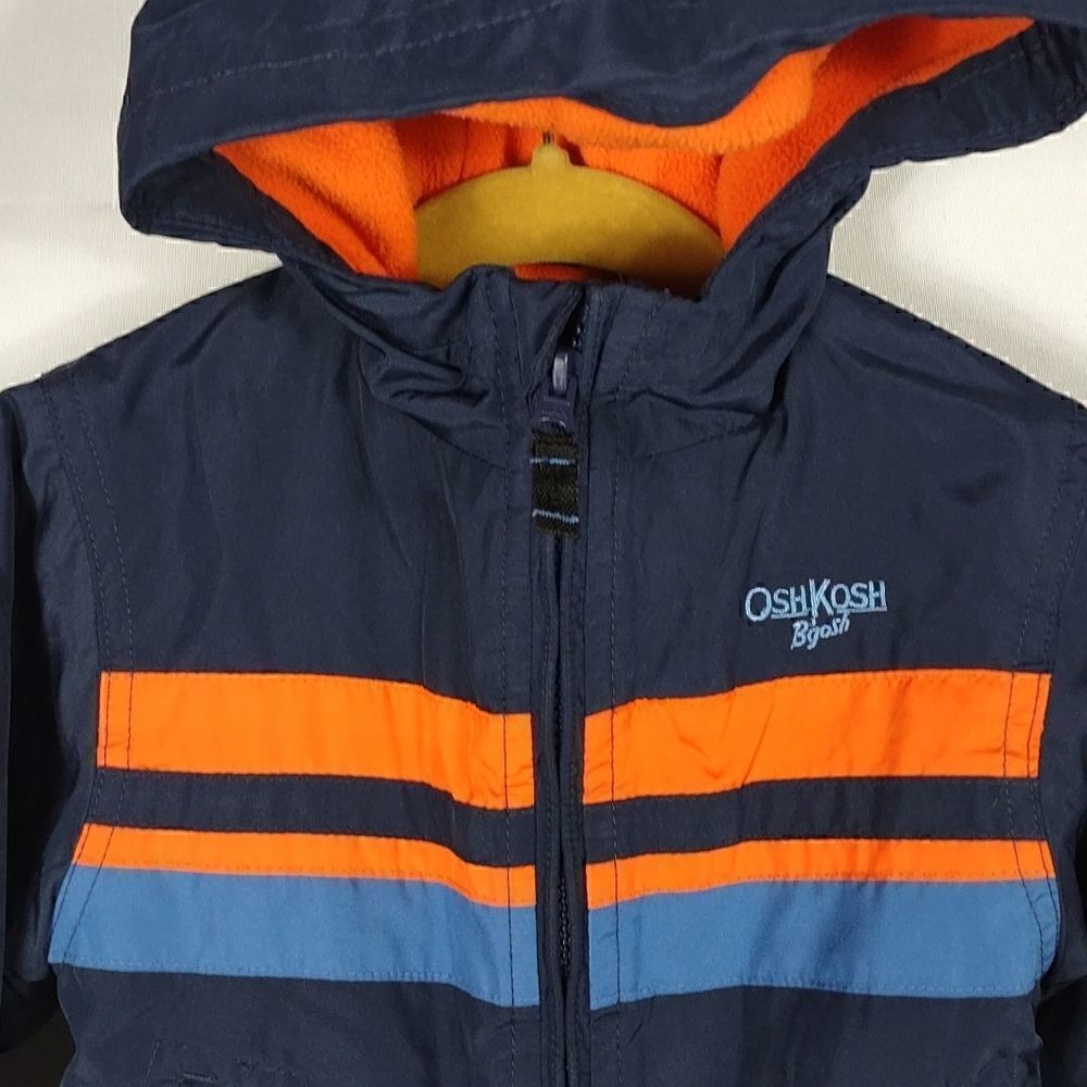 OshKosh B'gosh Windbreaker    - Picture 2 of 5